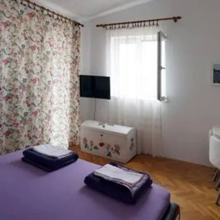 Studio Adriatic سبليت